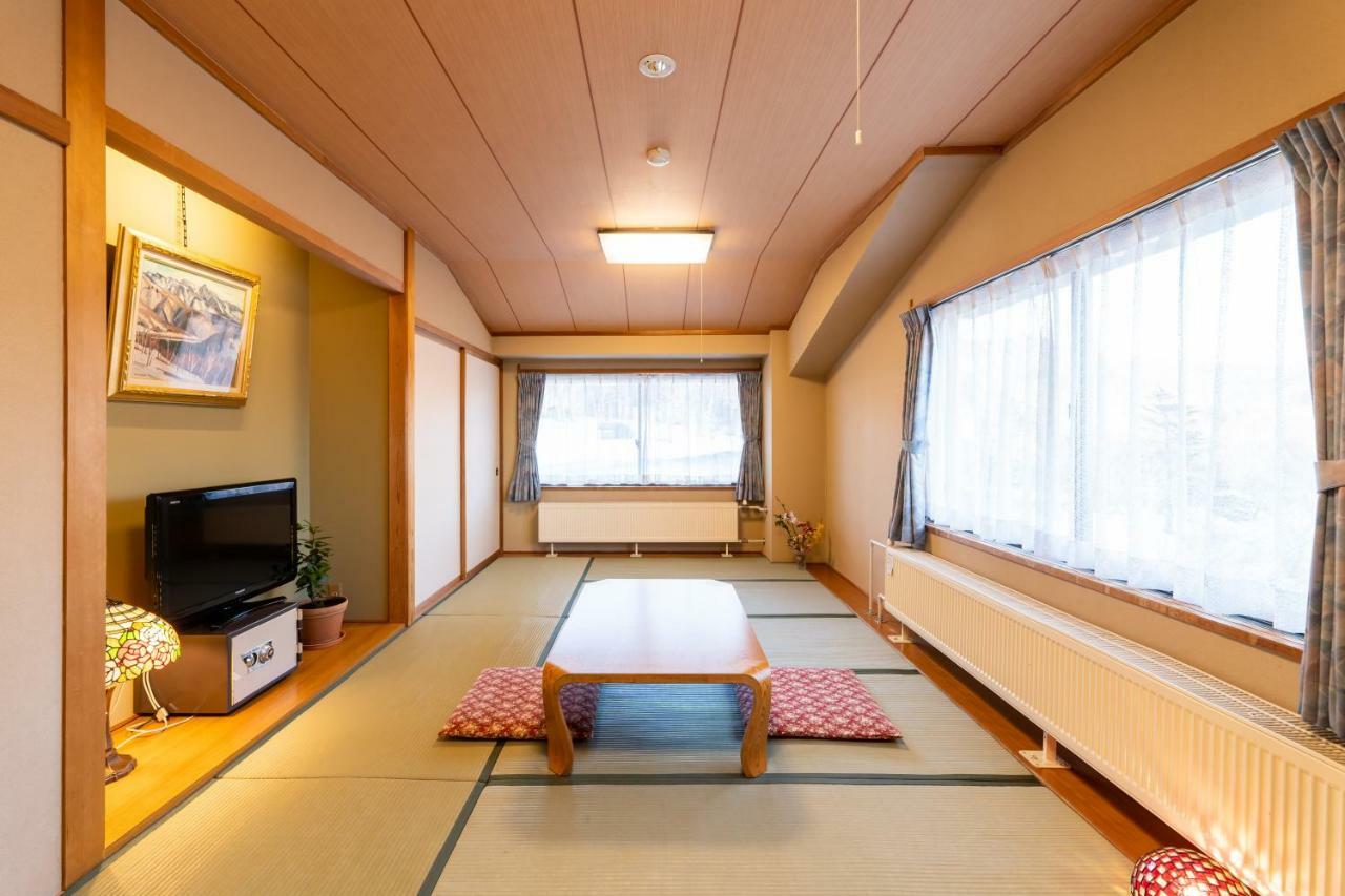 Hotel Sunny Shiga Яманоуті Екстер'єр фото